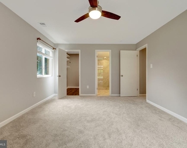 551 Florida Avenue - Photo Thumbnail 18