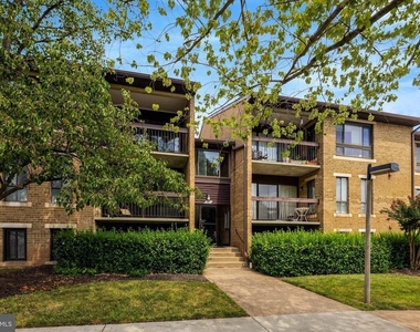 551 Florida Avenue - Photo Thumbnail 33