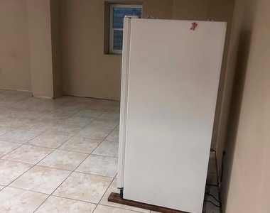 1841 Wexford Circle - Photo Thumbnail 15