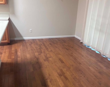 1841 Wexford Circle - Photo Thumbnail 16