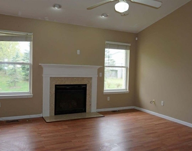1841 Wexford Circle - Photo Thumbnail 1