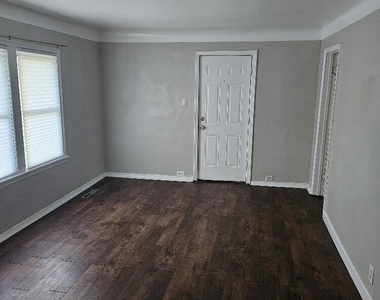 20426 Salem - Photo Thumbnail 1