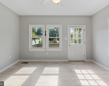 4023 Poplar - Photo Thumbnail 19