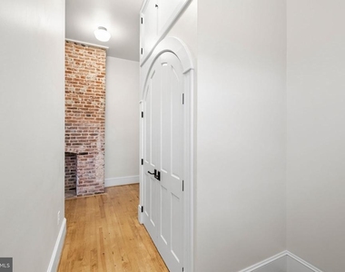 901 Caroline Street - Photo Thumbnail 13