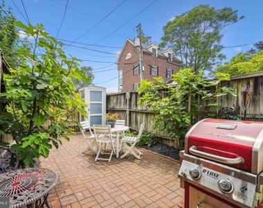 908 Pendleton Street - Photo Thumbnail 27