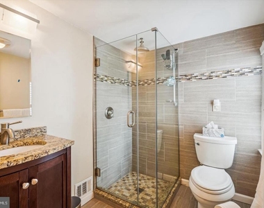908 Pendleton Street - Photo Thumbnail 19
