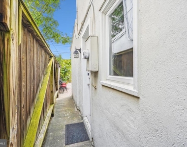 908 Pendleton Street - Photo Thumbnail 25