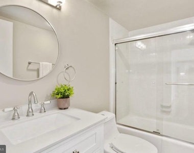 4241 Columbia Pike - Photo Thumbnail 5