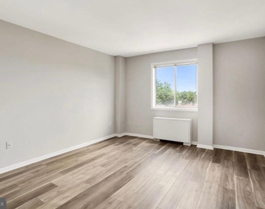 4241 Columbia Pike - Photo Thumbnail 6