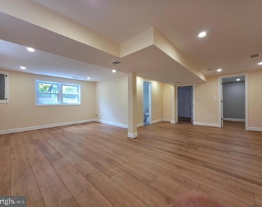 5921 Arlington Boulevard - Photo Thumbnail 23