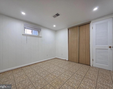 5921 Arlington Boulevard - Photo Thumbnail 20