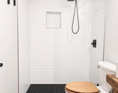 4501 Arlington Boulevard - Photo Thumbnail 8