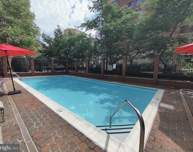 901 N Monroe Street - Photo Thumbnail 23