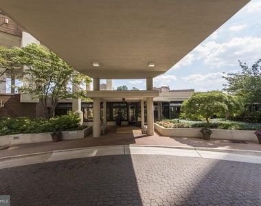1600 N Oak Street - Photo Thumbnail 35