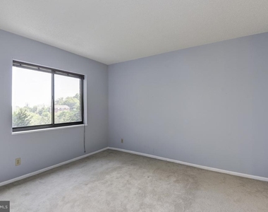 1600 N Oak Street - Photo Thumbnail 14