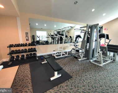 103 N George Mason Drive - Photo Thumbnail 29