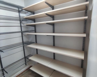 103 N George Mason Drive - Photo Thumbnail 14