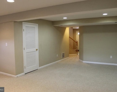 7131 S Sentinel Lane - Photo Thumbnail 8