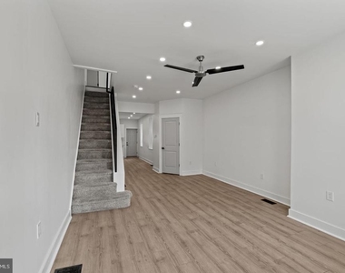 3450 Almond Street - Photo Thumbnail 2