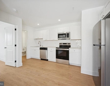 3413 N 19th Street - Photo Thumbnail 1