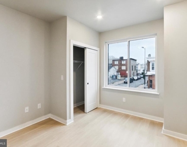 316 S 52nd Street - Photo Thumbnail 3