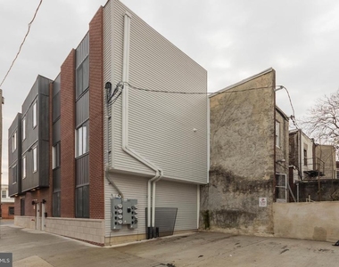 316 S 52nd Street - Photo Thumbnail 9