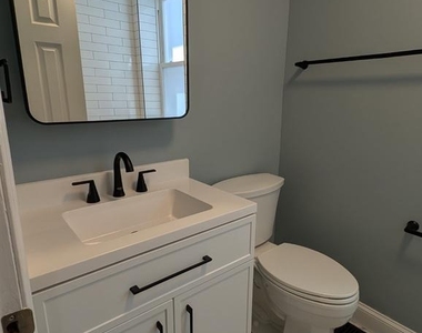 2560 E Lehigh Avenue - Photo Thumbnail 21