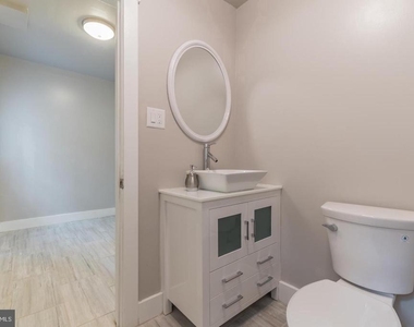 5445 Ridge Avenue - Photo Thumbnail 22