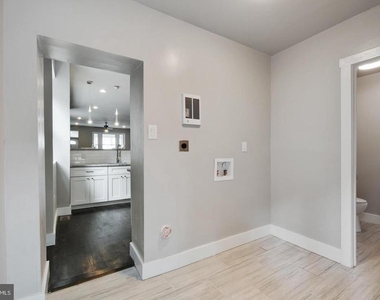 5445 Ridge Avenue - Photo Thumbnail 20