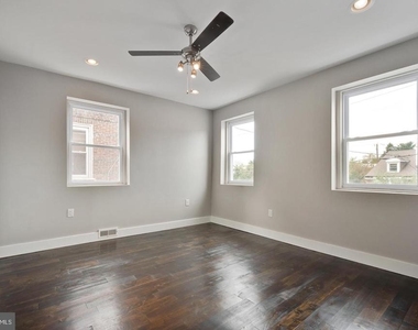5445 Ridge Avenue - Photo Thumbnail 18