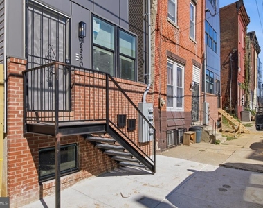 2330 N 16th Street - Photo Thumbnail 13
