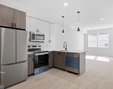 2330 N 16th Street - Photo Thumbnail 4