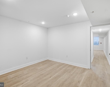 2330 N 16th Street - Photo Thumbnail 13
