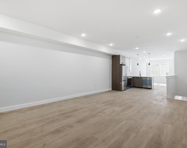 2330 N 16th Street - Photo Thumbnail 6