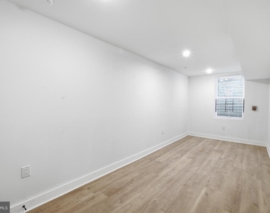 2330 N 16th Street - Photo Thumbnail 16