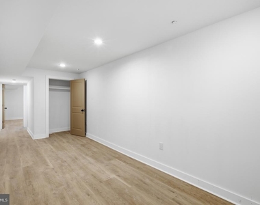 2330 N 16th Street - Photo Thumbnail 17