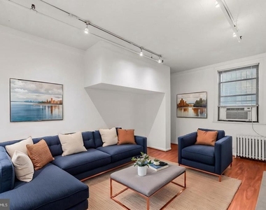 1324 Locust Street - Photo Thumbnail 9