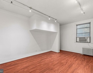 1324 Locust Street - Photo Thumbnail 17