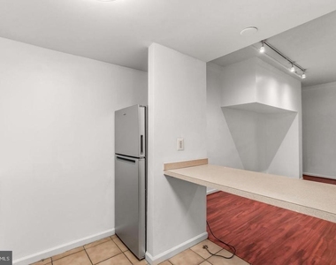 1324 Locust Street - Photo Thumbnail 15