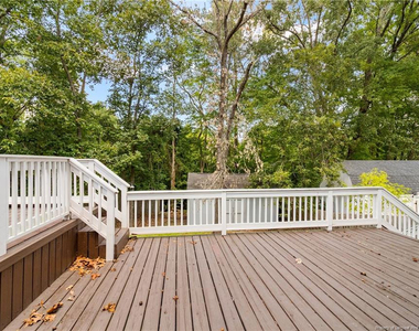 904 Dandridge Drive - Photo Thumbnail 22