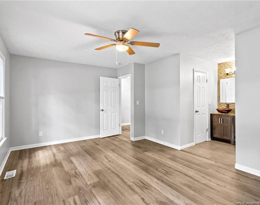 904 Dandridge Drive - Photo Thumbnail 18