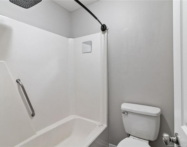 904 Dandridge Drive - Photo Thumbnail 15