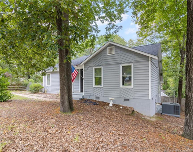 904 Dandridge Drive - Photo Thumbnail 2