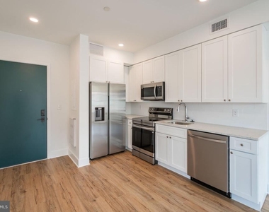 2101 Washington Ave - Photo Thumbnail 5
