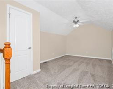 5239 Wallbrook Drive - Photo Thumbnail 8