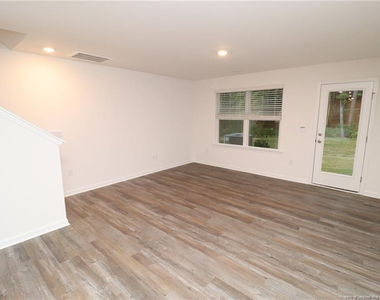 5810 Brambleberry Way - Photo Thumbnail 15