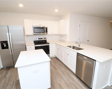 5810 Brambleberry Way - Photo Thumbnail 2