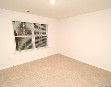 5810 Brambleberry Way - Photo Thumbnail 20