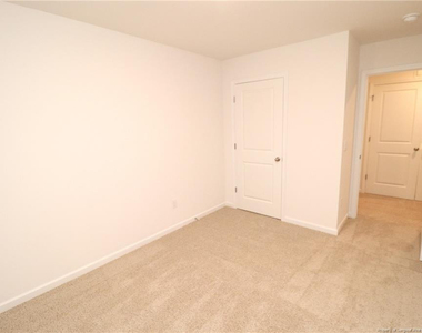 384 Freestall Drive - Photo Thumbnail 29