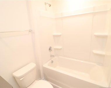 384 Freestall Drive - Photo Thumbnail 31